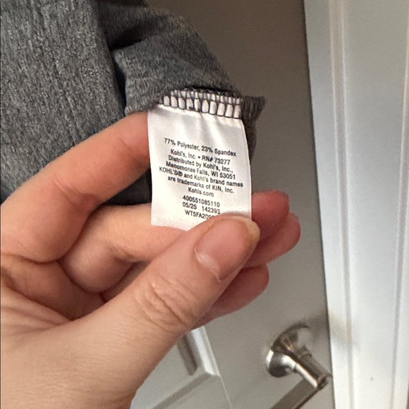 NWOT Tek Gear Women's Heather Gray Full-Zip Jacket - Picture 4 of 4